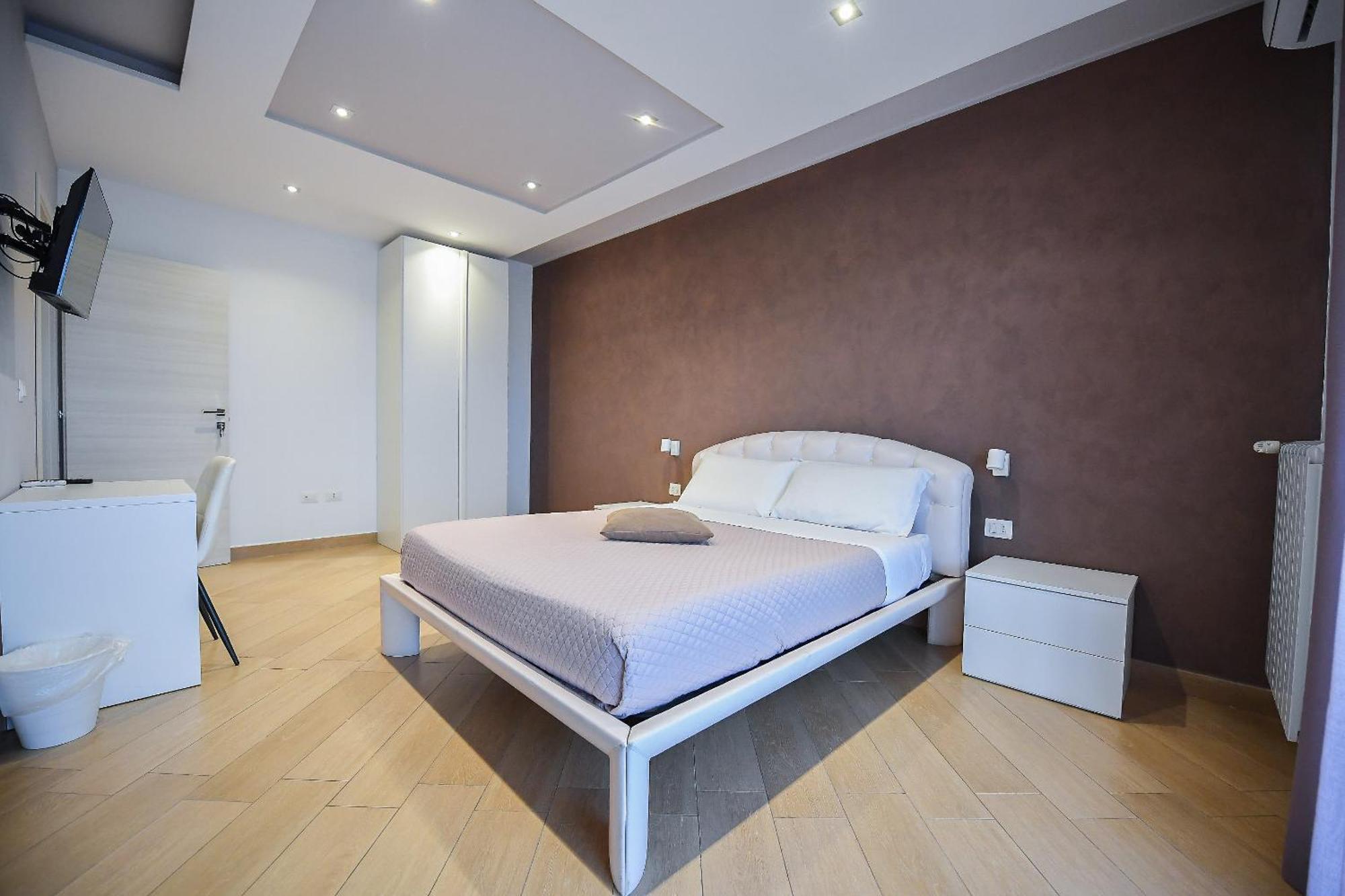 Karol Wojtyla Airport Bari Hotel Luaran gambar