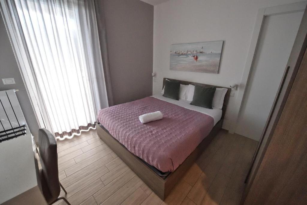 Karol Wojtyla Airport Bari Hotel Luaran gambar